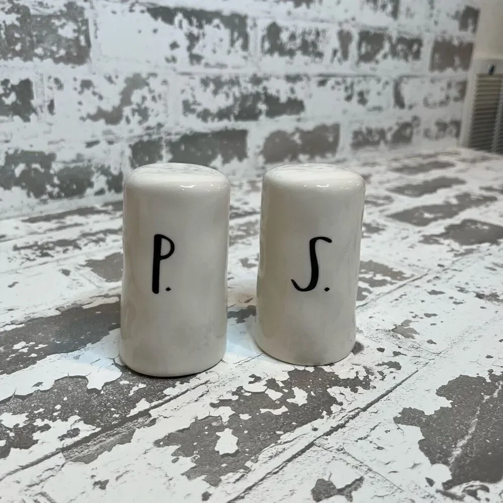 Ohio state buckeyes salt and pepper shakers